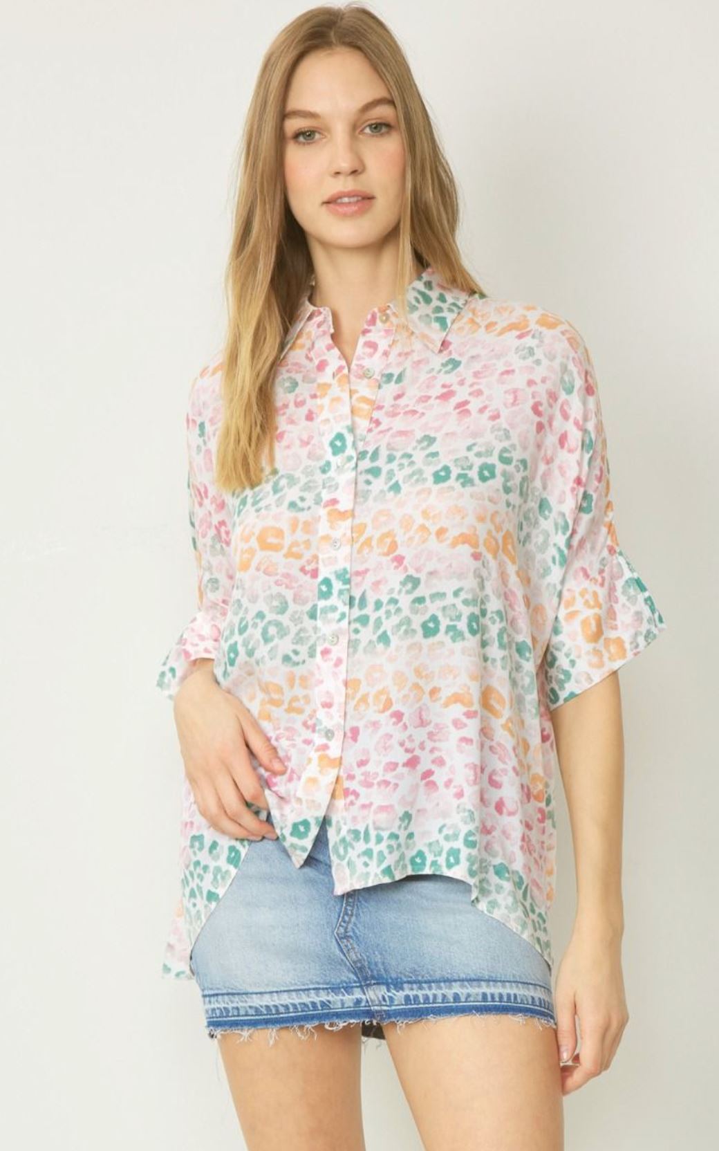 Spotted Multi Button Up Top entro 