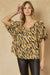 Tiger Puff Sleeve Top entro 