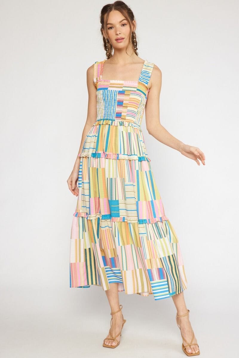 Tribal Line Printed Maxi - Ships Mid-May entro 