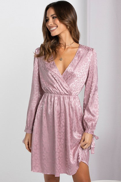 V Neck Long Sleeve Leopard Short Dress supreme fashion 
